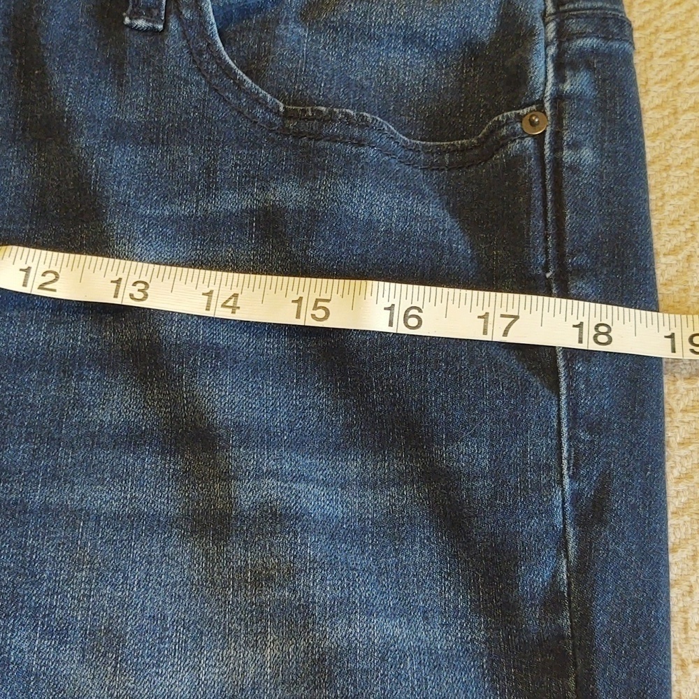 Calvin Klein Women's Slim Straight Denim Jeans - Picture 7 of 8